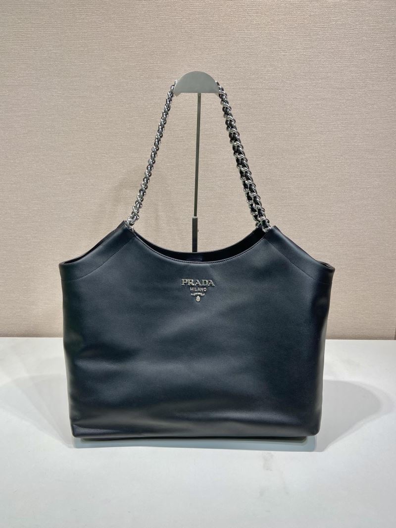 Pra*a tote bags
